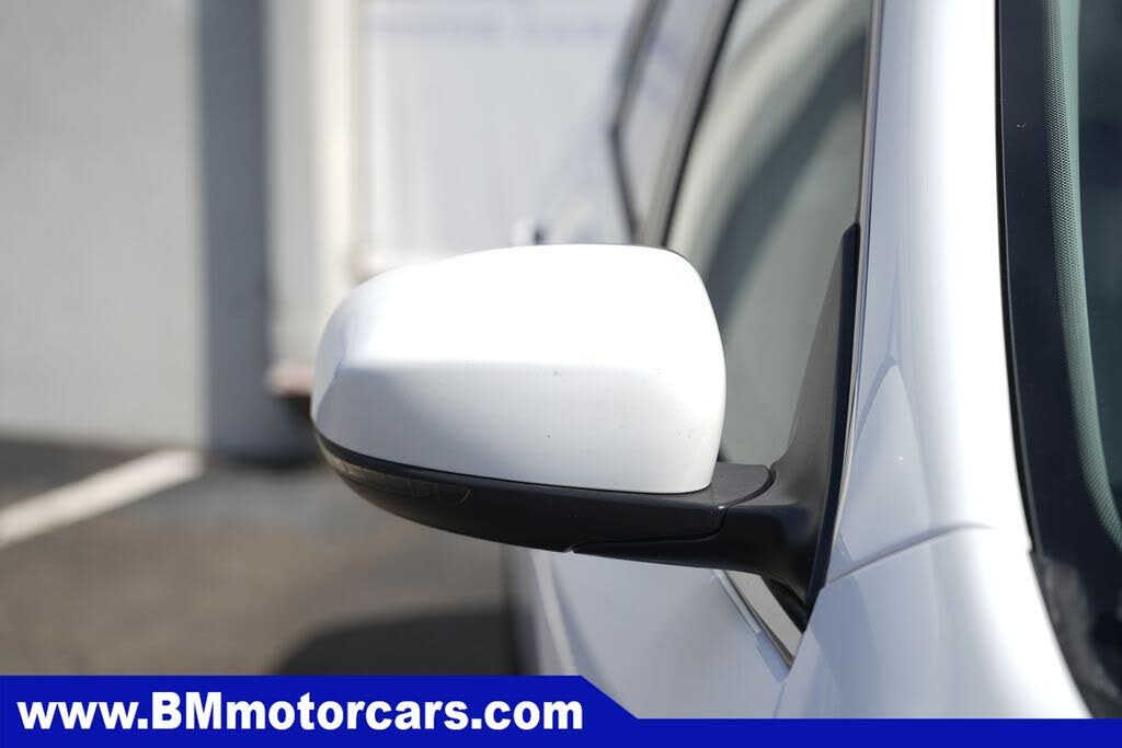 Vehicle view 9