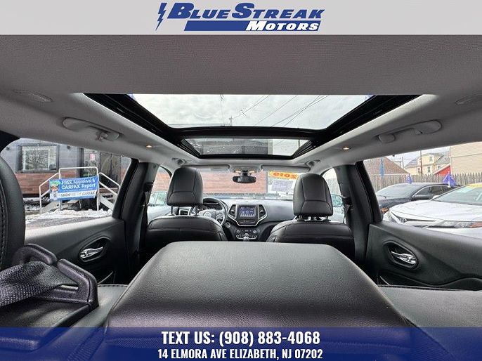 Vehicle view 14
