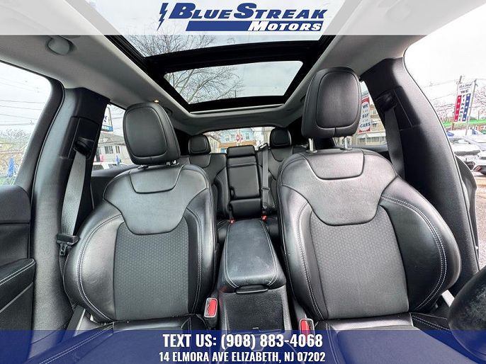 Vehicle view 18