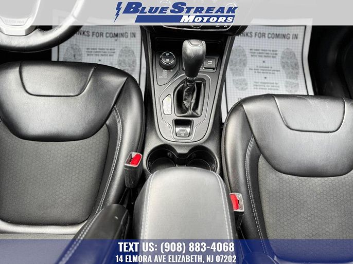 Vehicle view 23