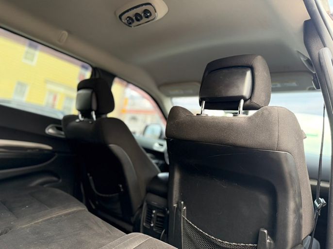 Vehicle view 14