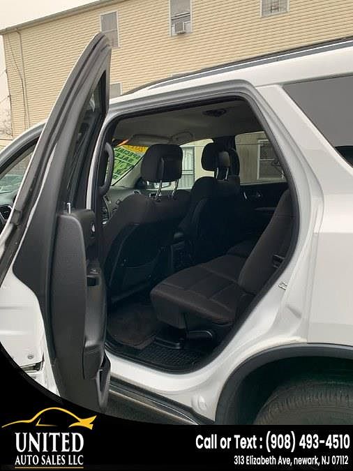Vehicle view 8