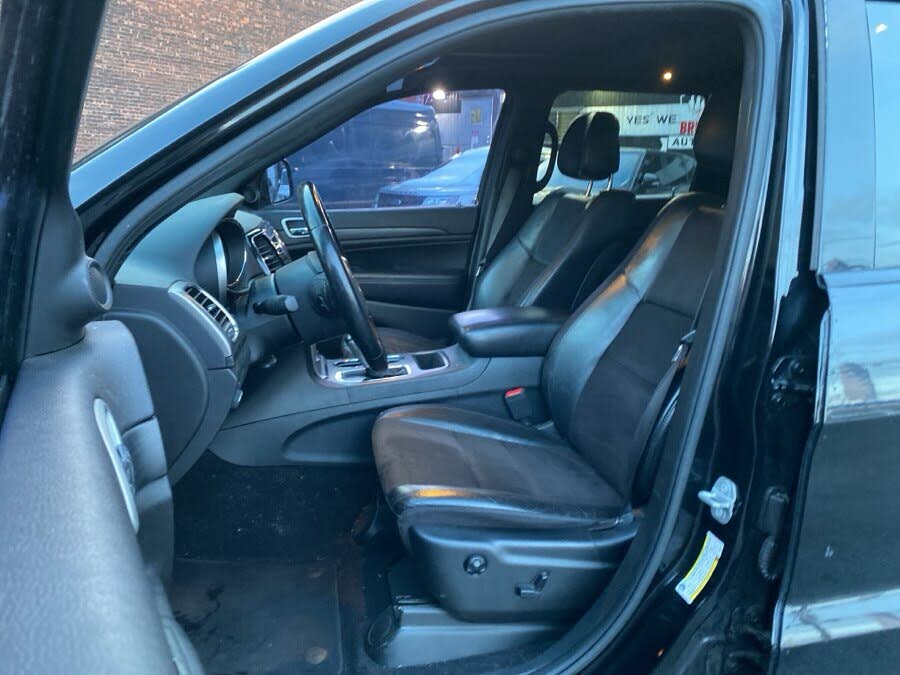 Vehicle view 23