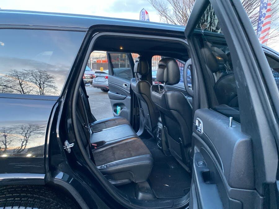 Vehicle view 25