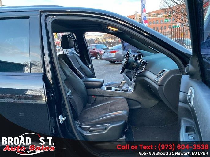 Vehicle view 59