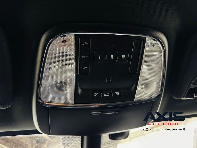 Vehicle view 33