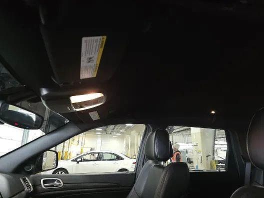 Vehicle view 19