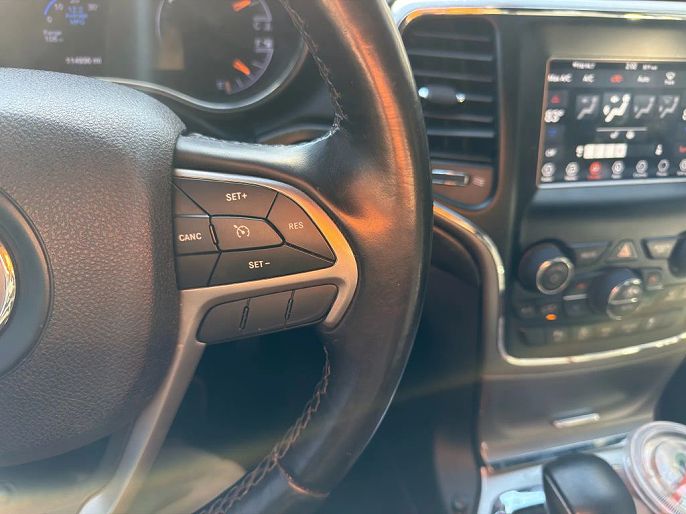 Vehicle view 25
