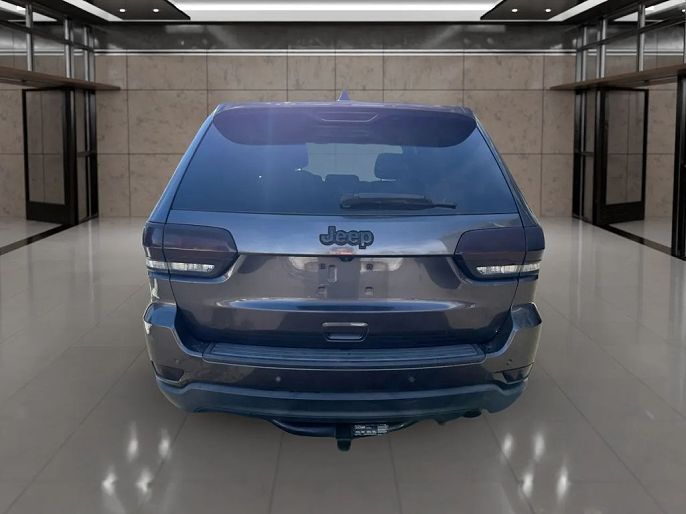 Vehicle view 7