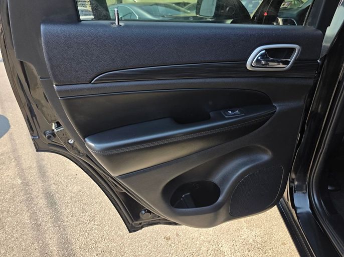 Vehicle view 15