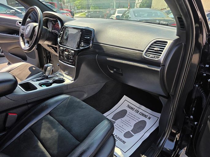 Vehicle view 16