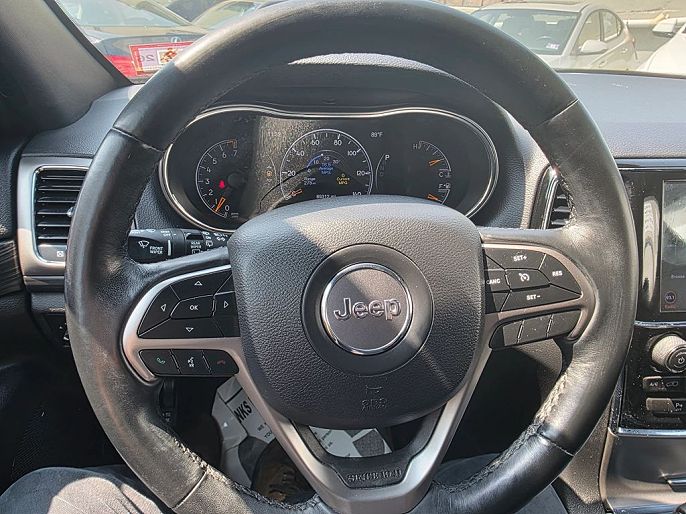 Vehicle view 25