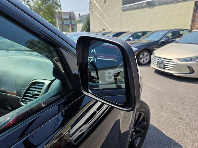 Vehicle view 7