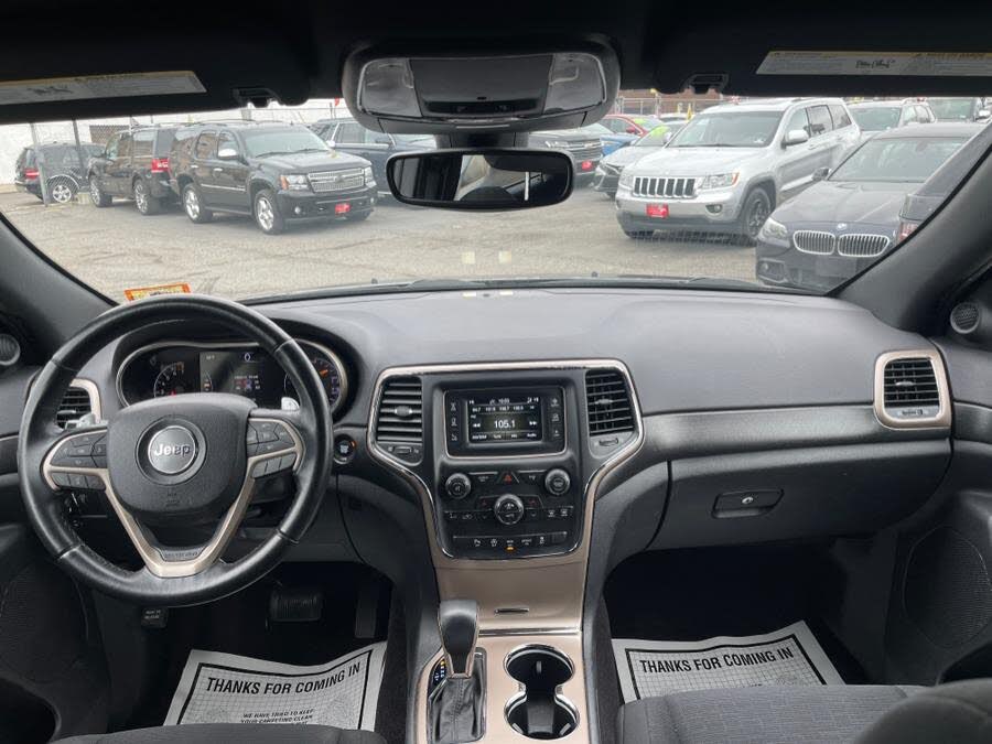 Vehicle view 18