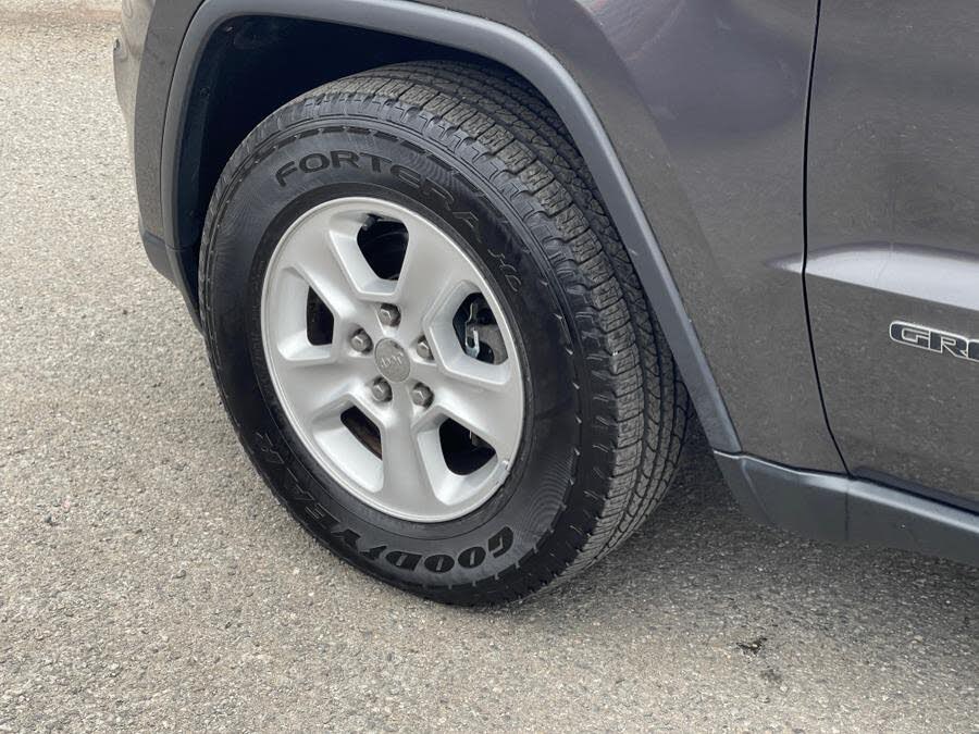 Vehicle view 29