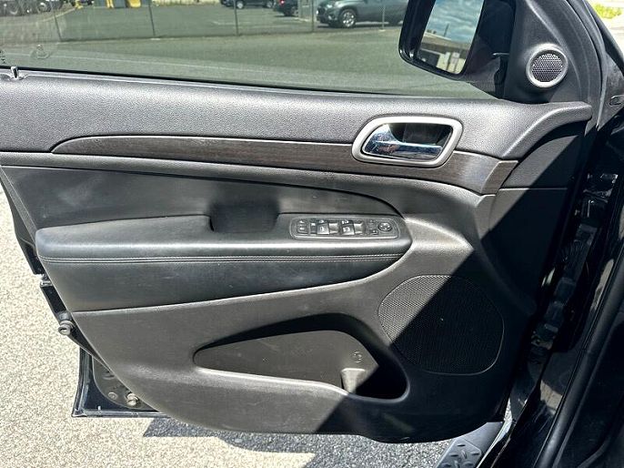 Vehicle view 21
