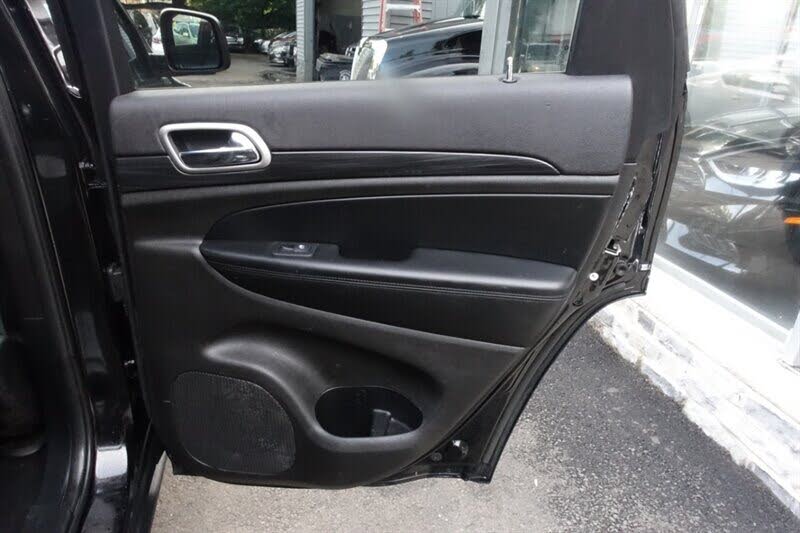 Vehicle view 17