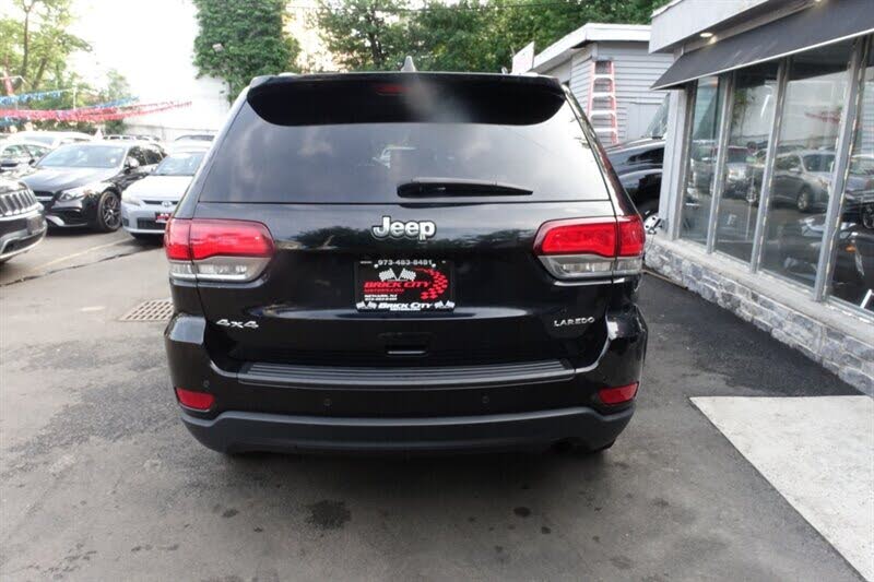 Vehicle view 7