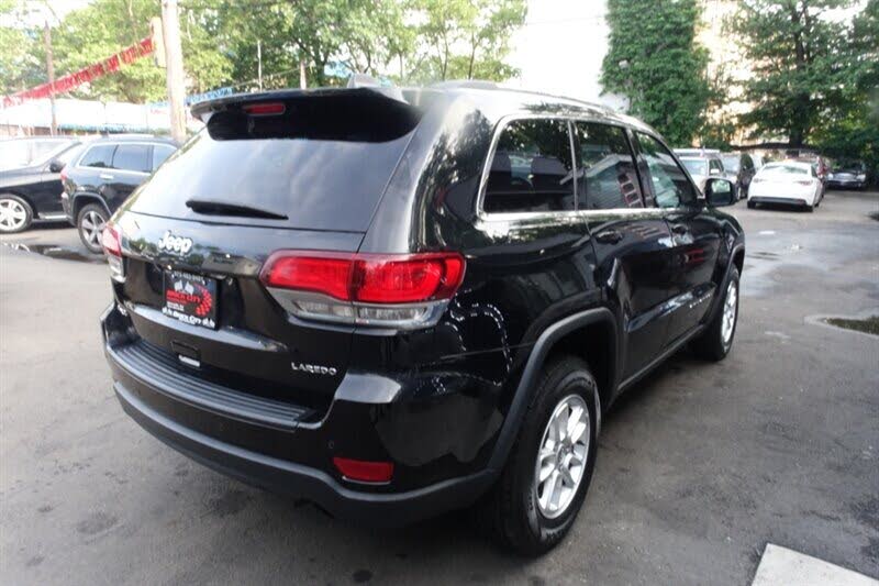 Vehicle view 8