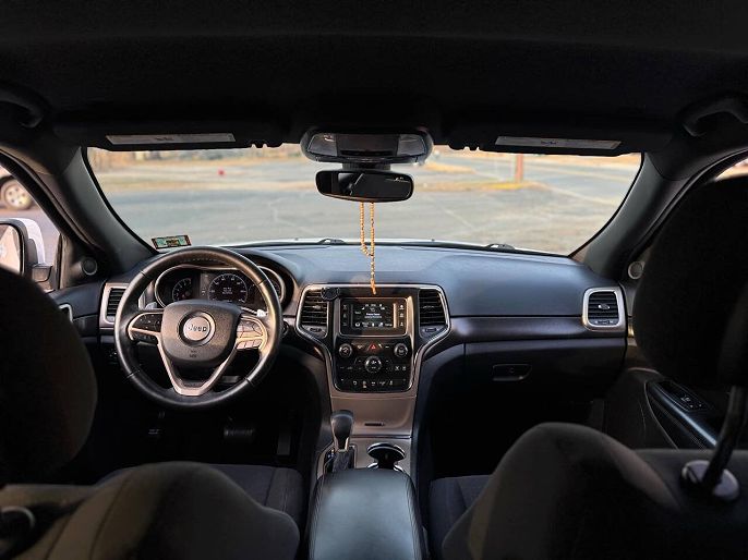Vehicle view 28