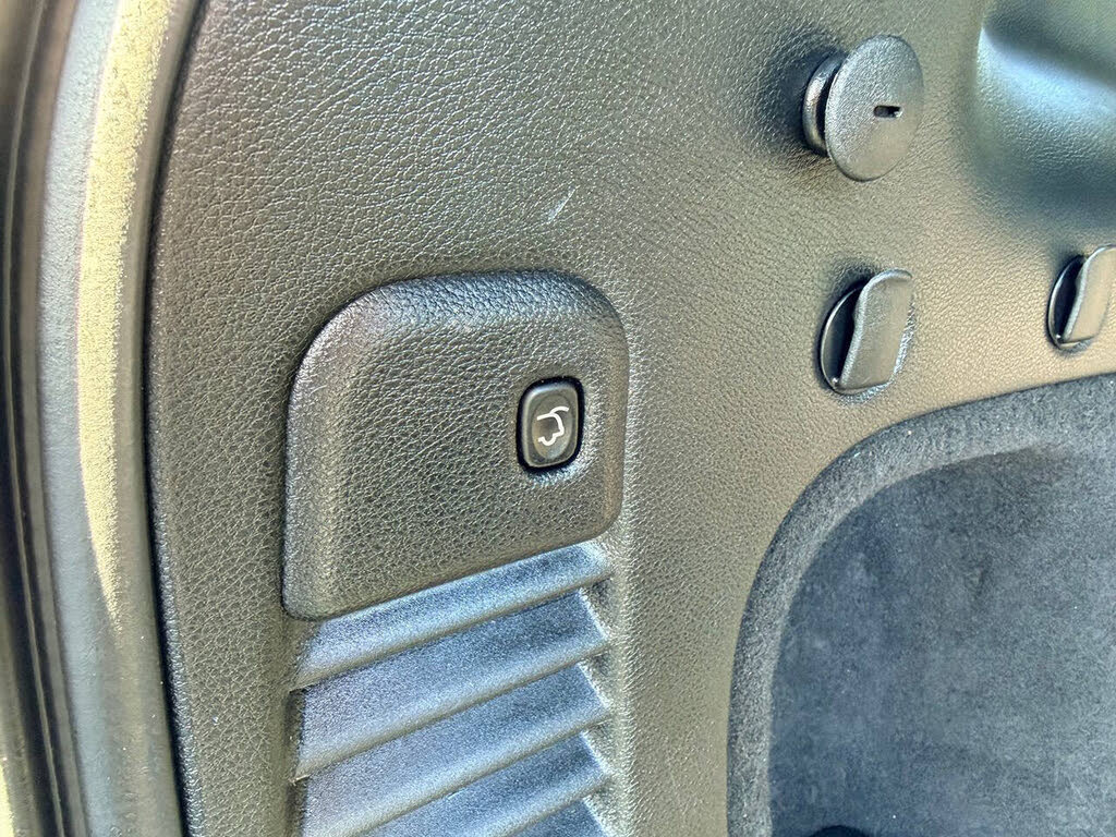 Vehicle view 15