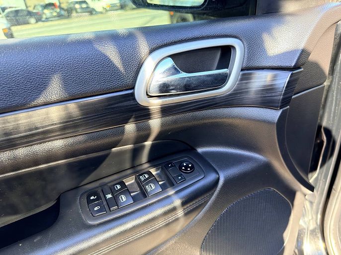 Vehicle view 67