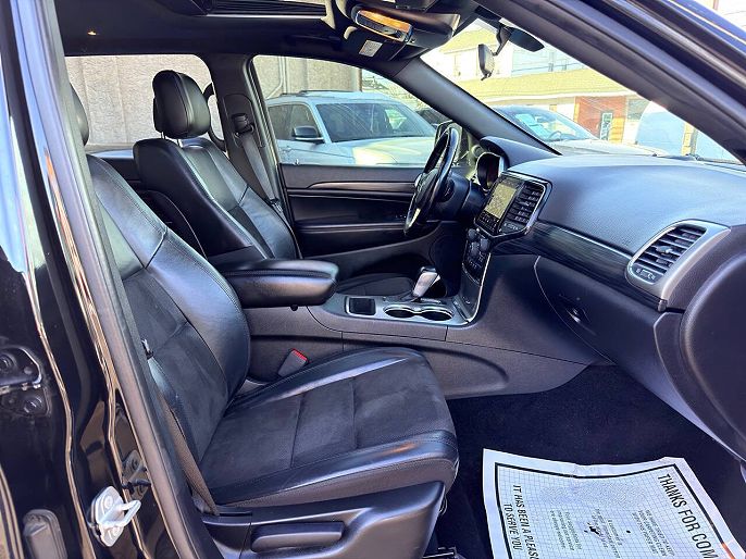 Vehicle view 77