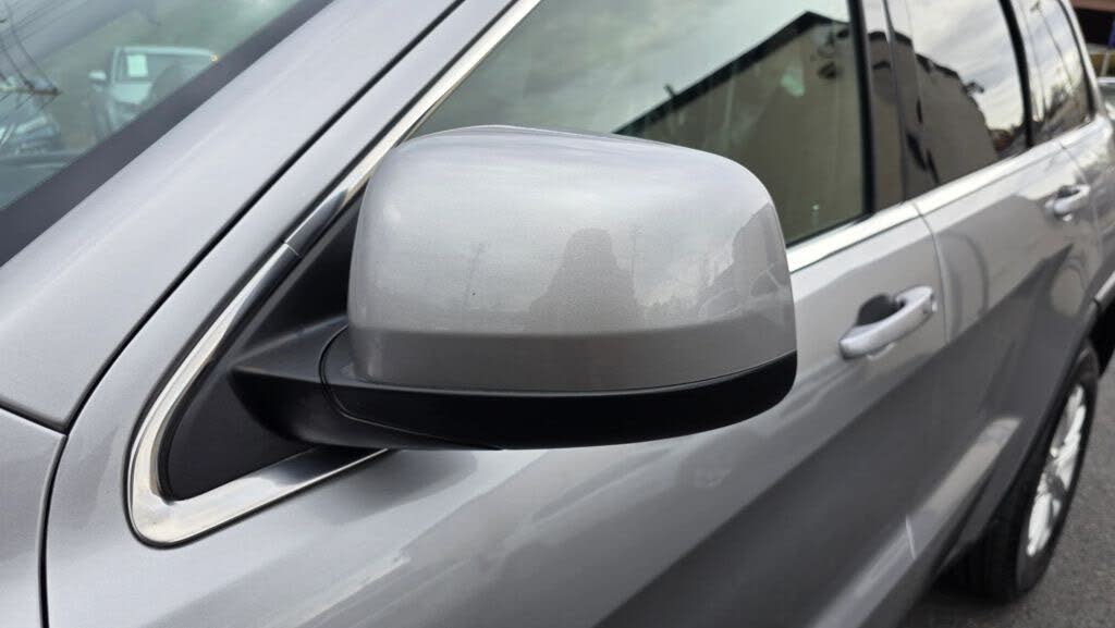 Vehicle view 14