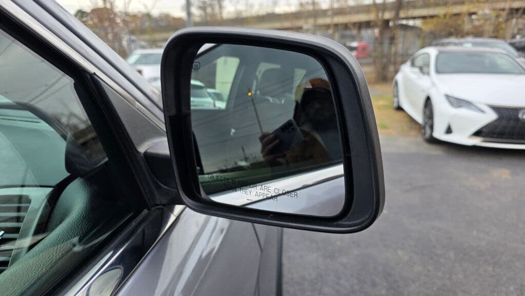 Vehicle view 17