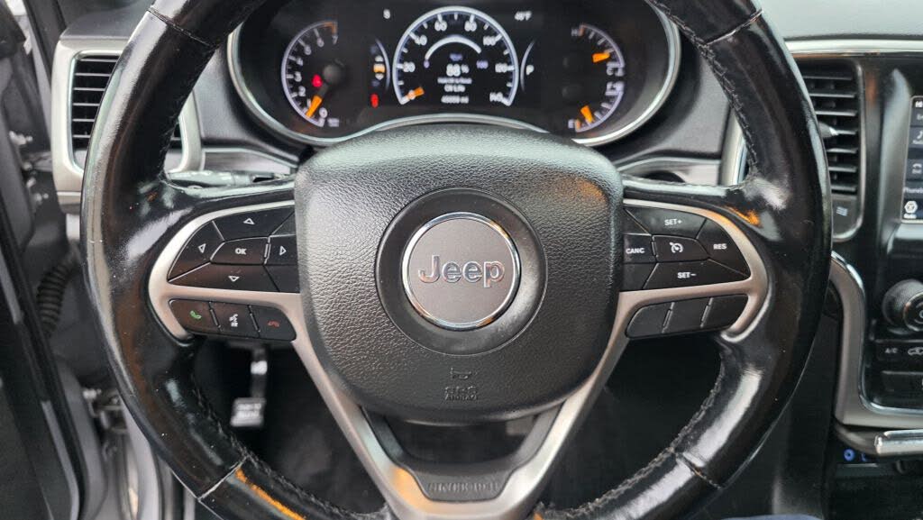 Vehicle view 25