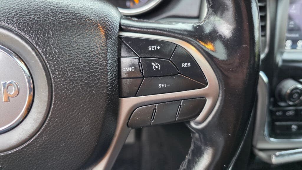 Vehicle view 27