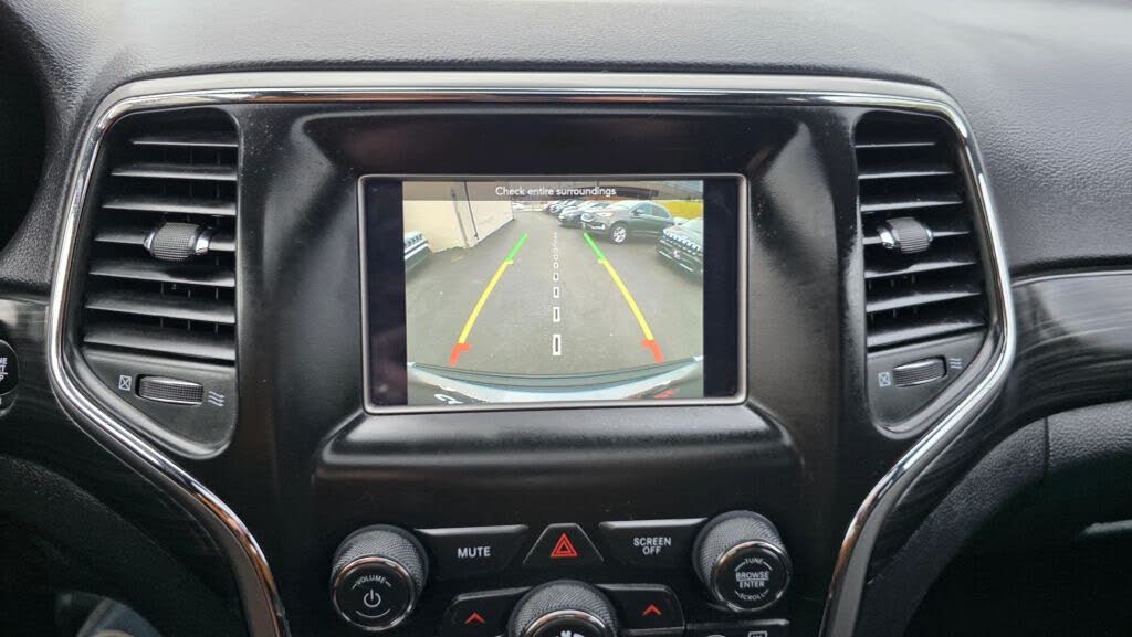 Vehicle view 34