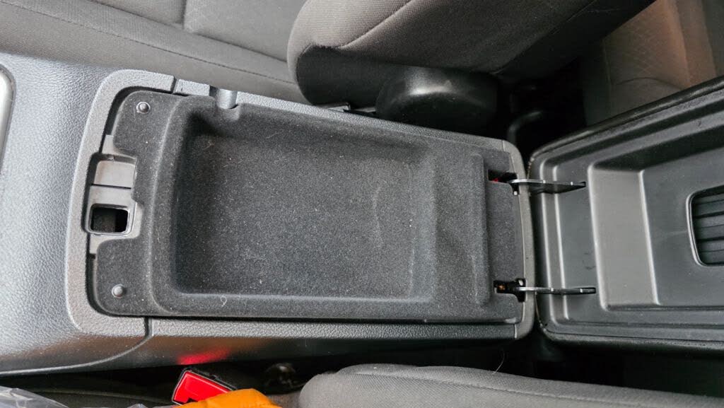 Vehicle view 37