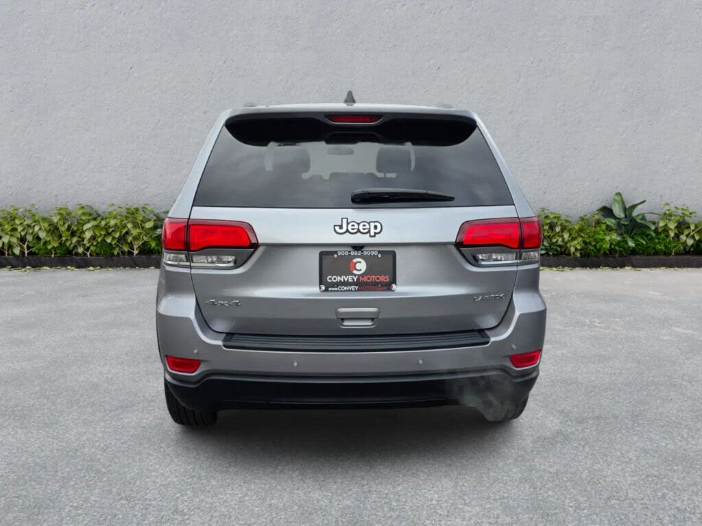 Vehicle view 7