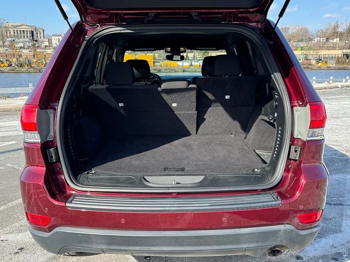 Vehicle view 27