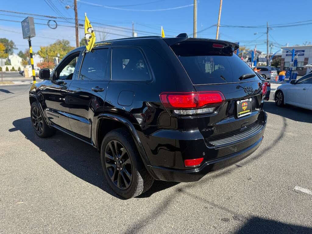 Vehicle view 6