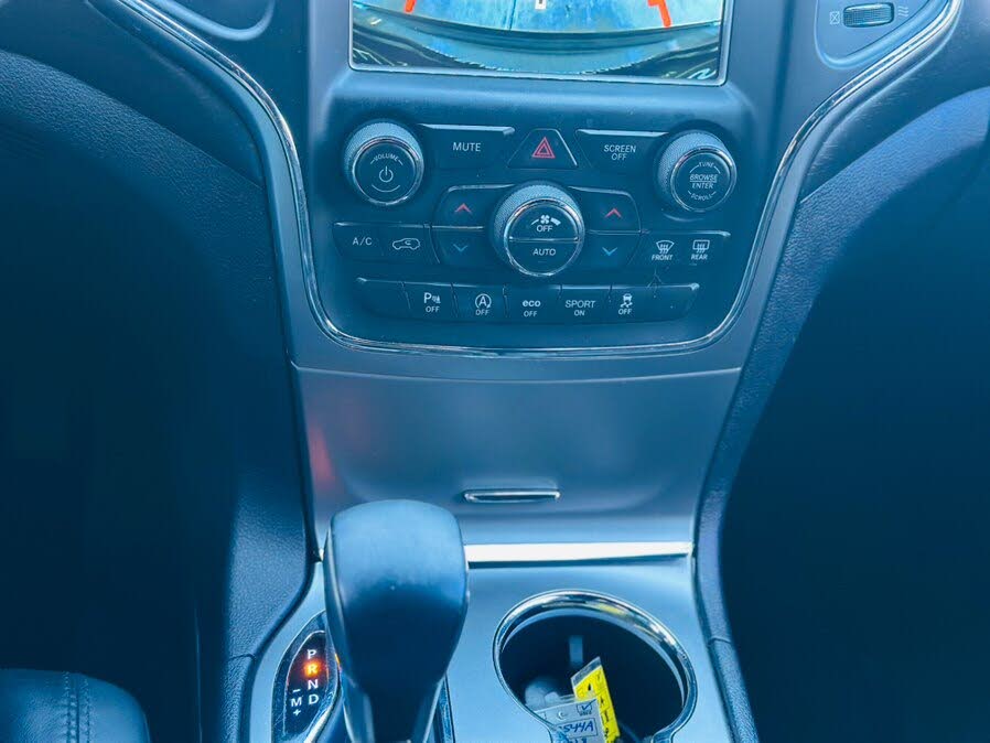 Vehicle view 19