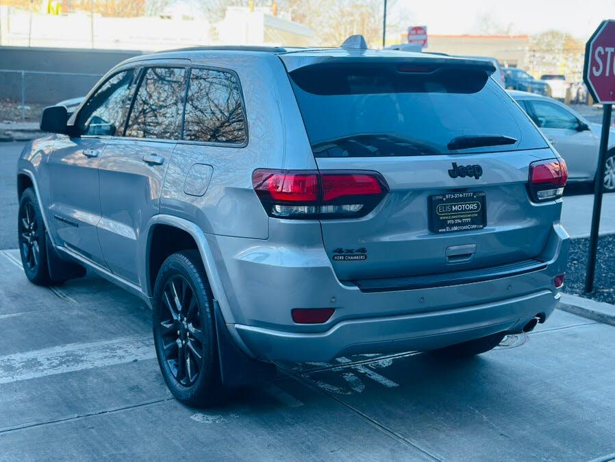 Vehicle view 6