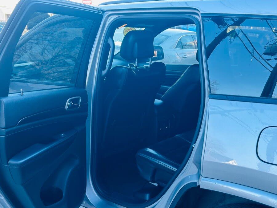 Vehicle view 7