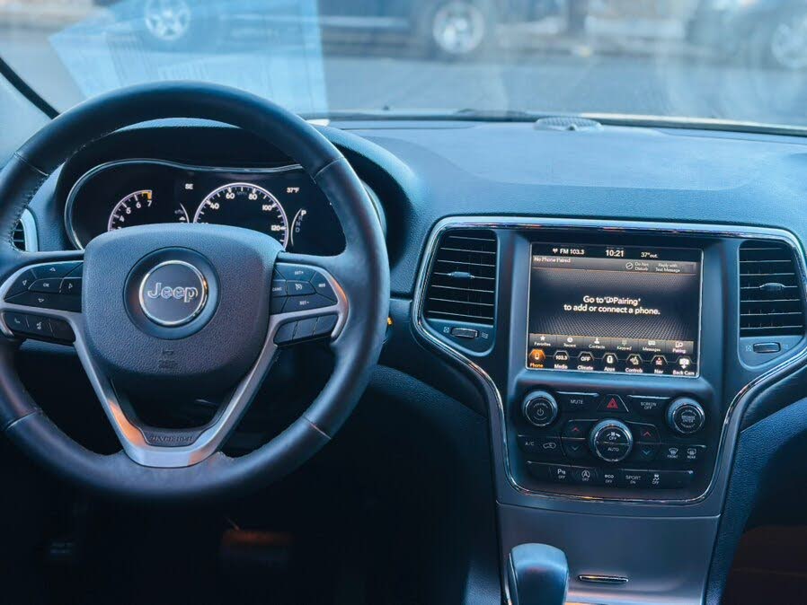 Vehicle view 9