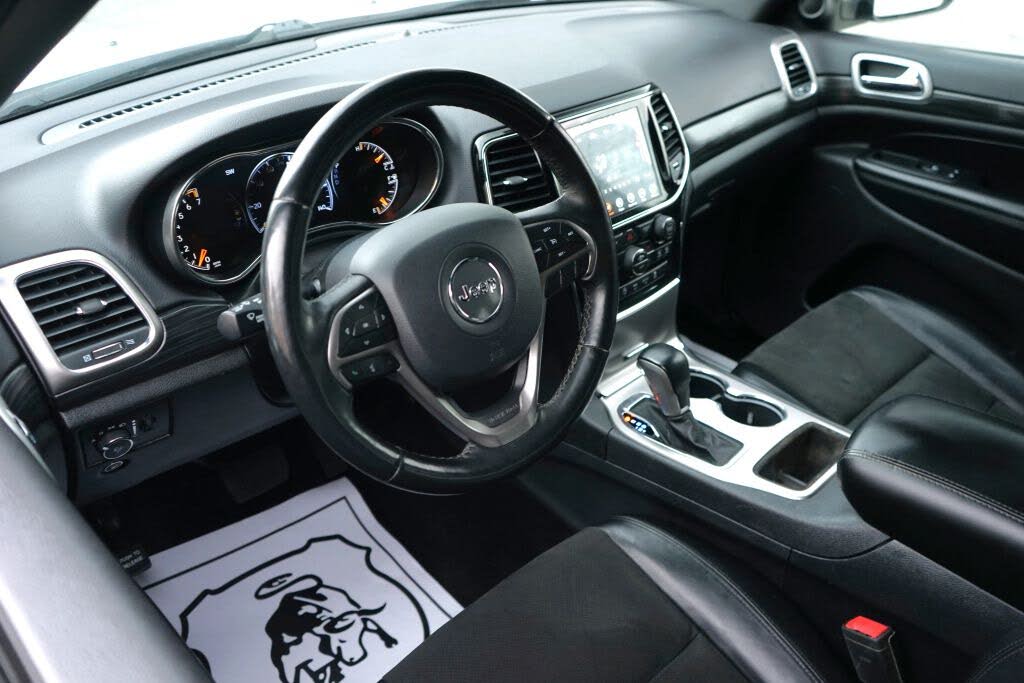 Vehicle view 13