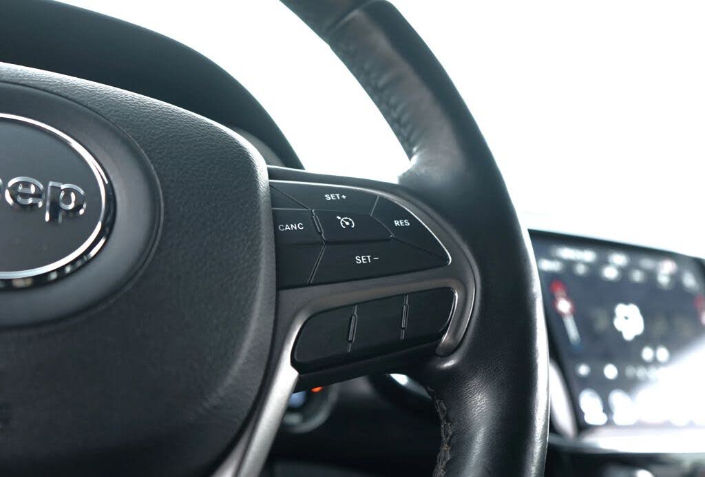 Vehicle view 16