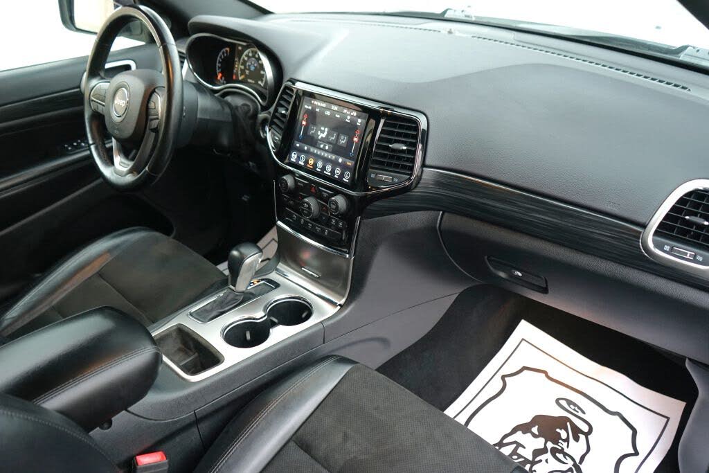 Vehicle view 25