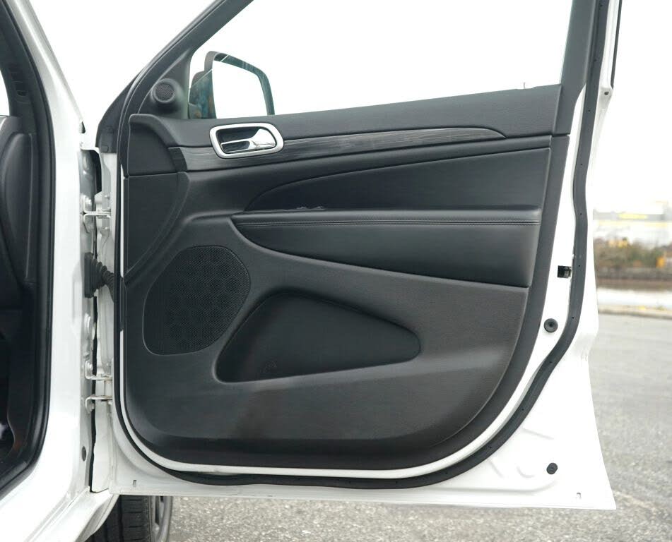 Vehicle view 28
