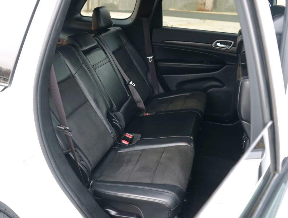 Vehicle view 33