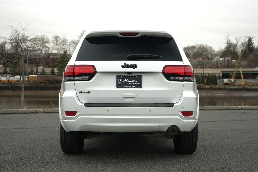 Vehicle view 38