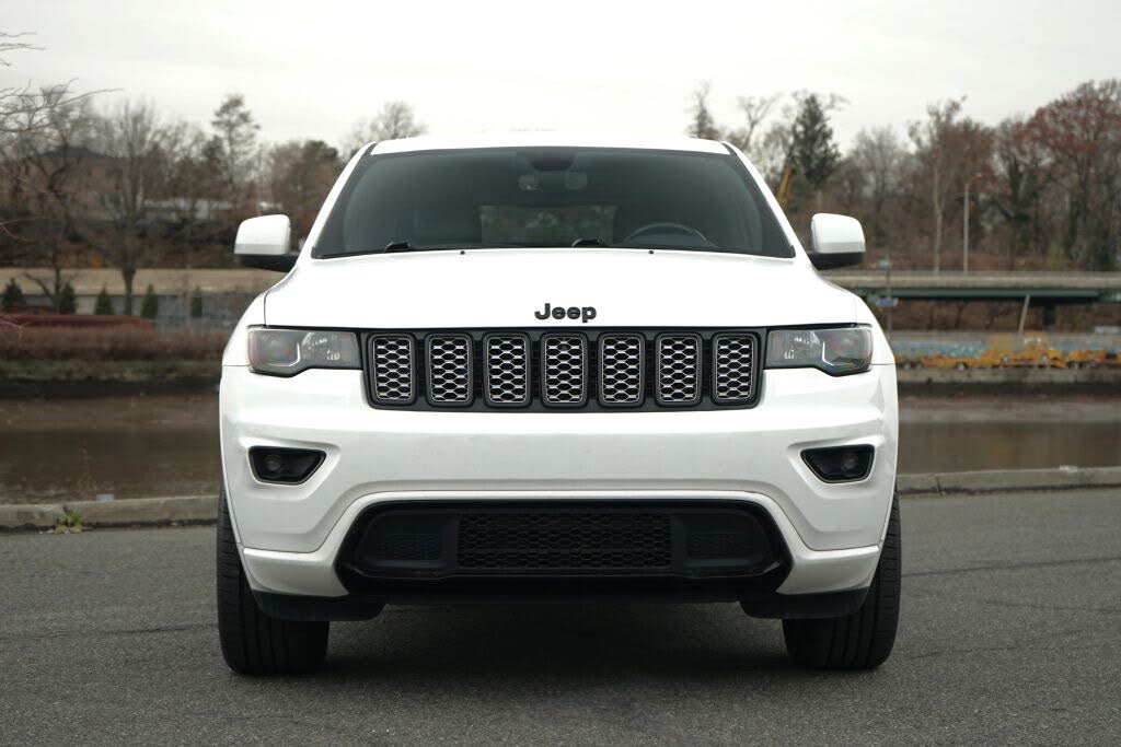 Vehicle view 7