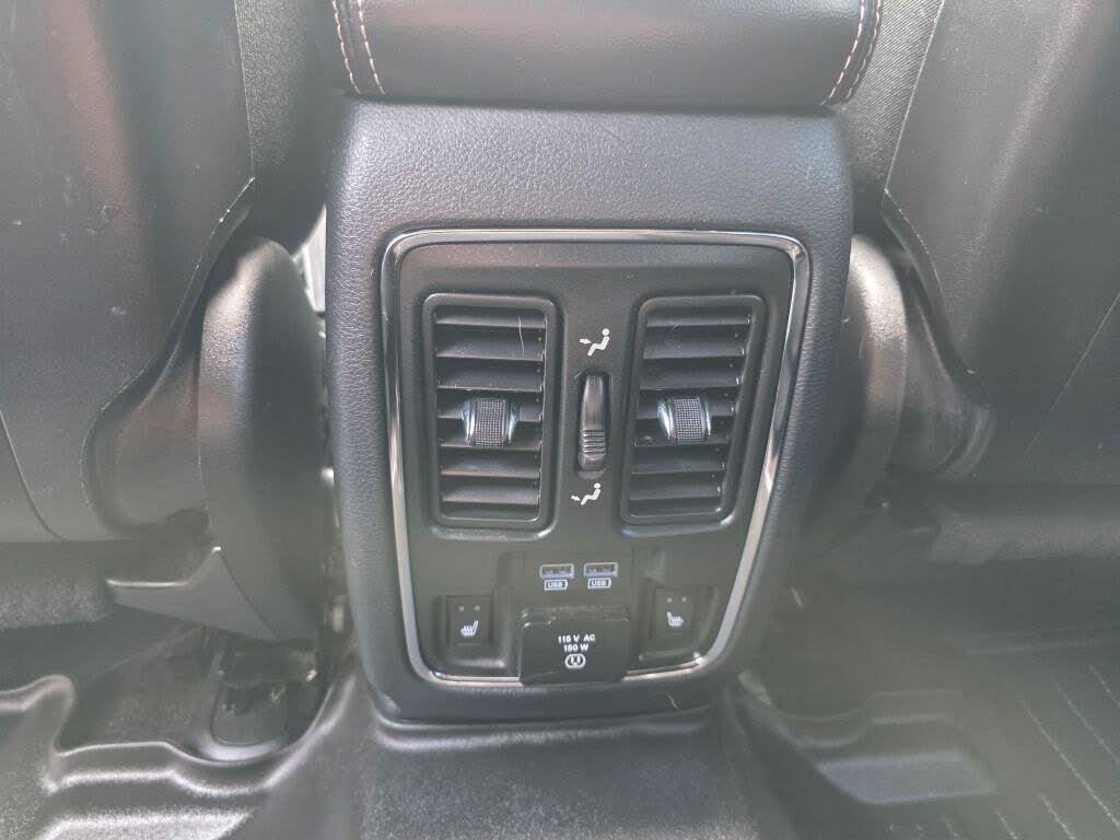 Vehicle view 17