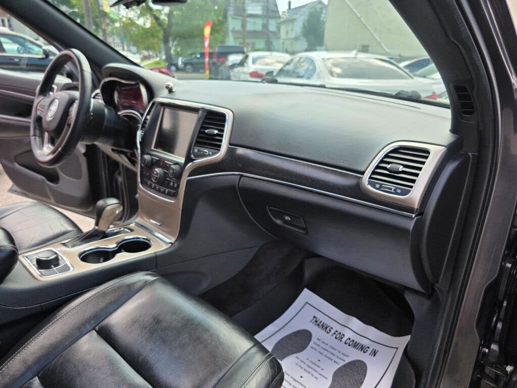Vehicle view 18
