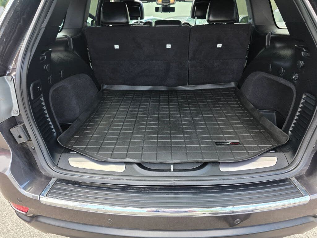 Vehicle view 23